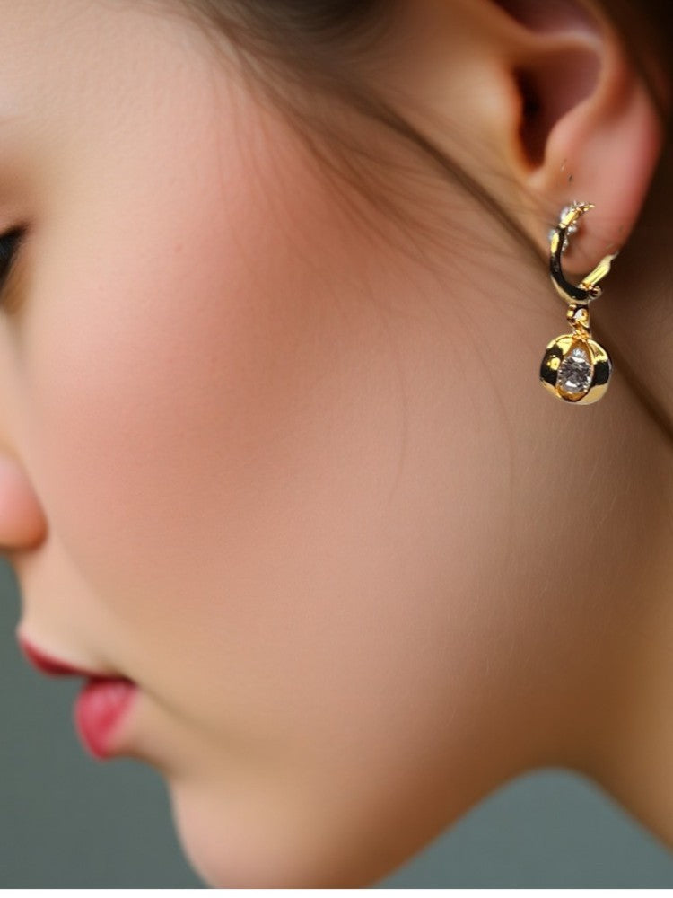 Golden Trisha Hoops