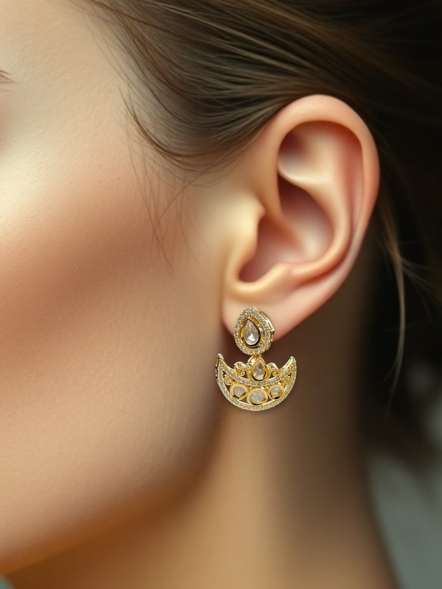 Golden Diyaa Drop Earring