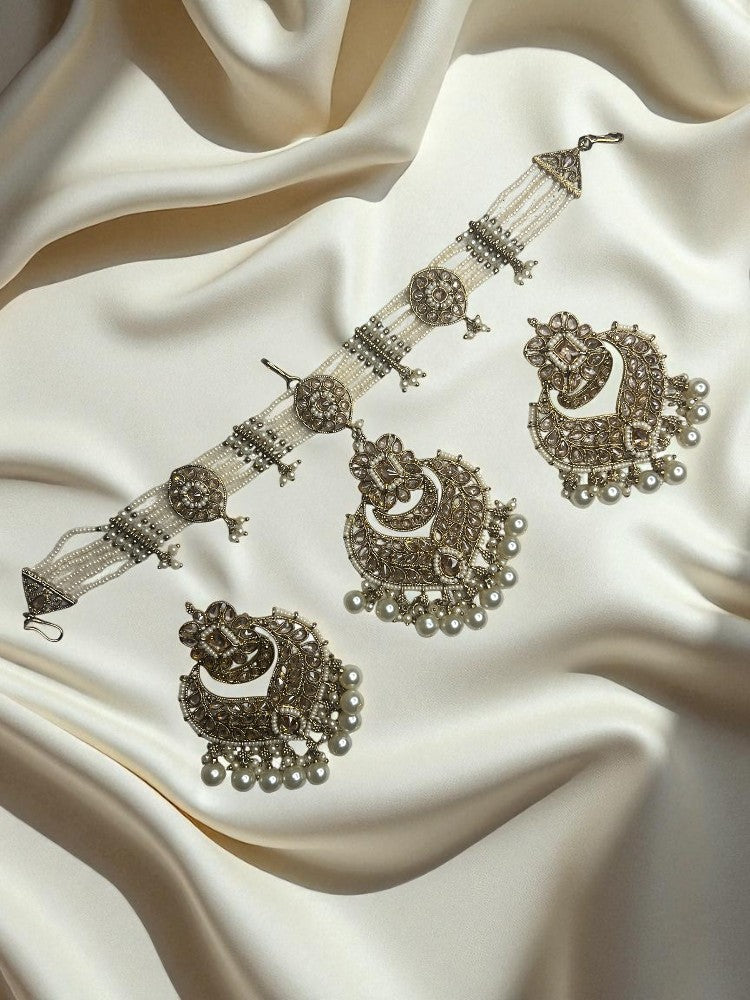 Golden Savya Chandbali Earrings with Mathapatti