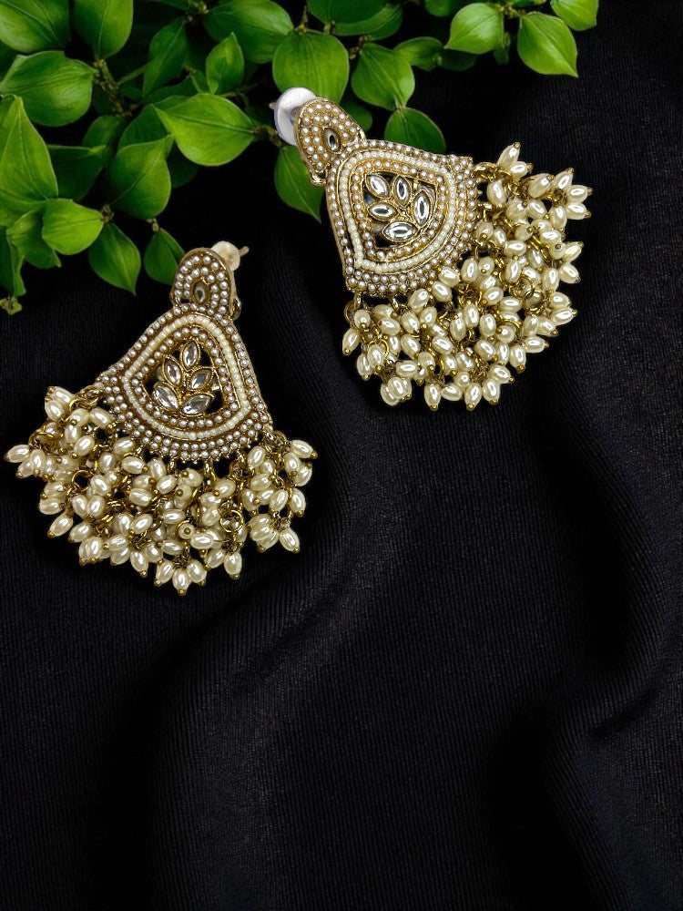 Ivory Nishika Chandbali Earrings