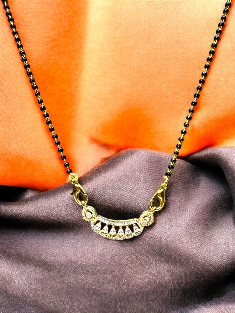 Kamakshi Mangalstura with Studs