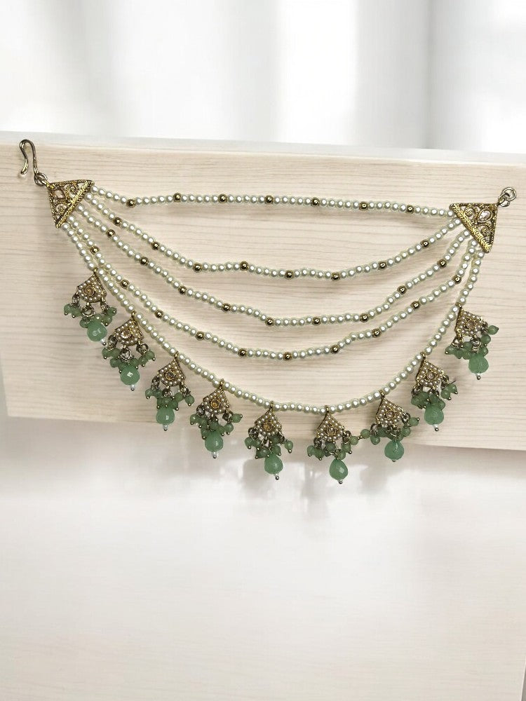 Jhumki Earrings with Maangtikka