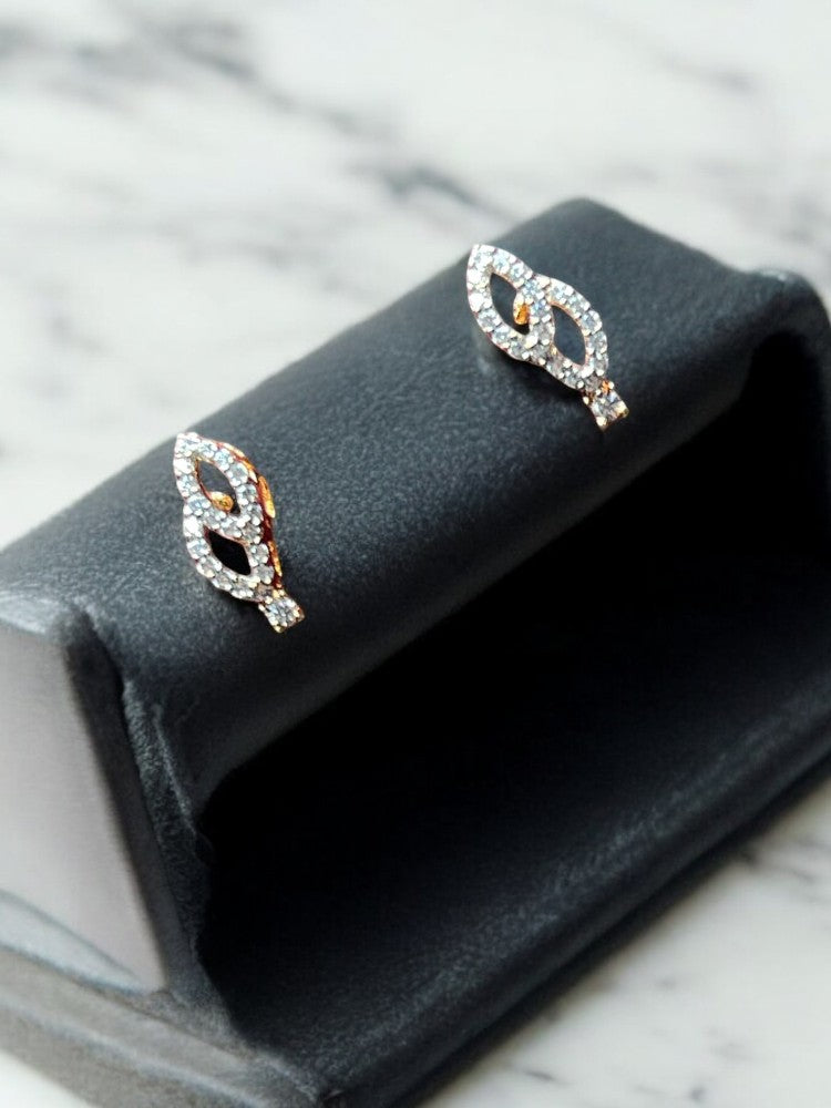 Oval Gold Mangalsutra with studs