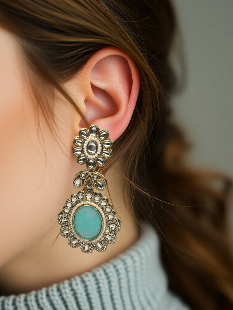 Torquoise Mahira Dangler