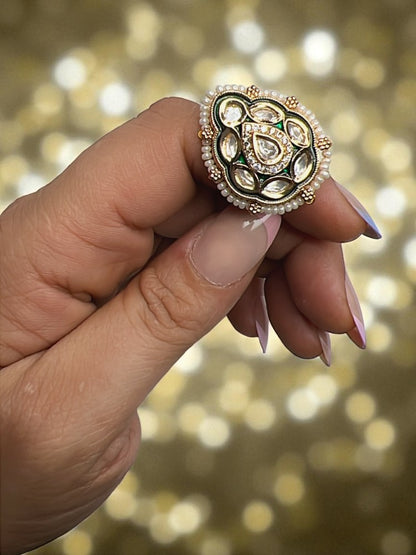 Emerald Pearl Nayani adjustable Ring