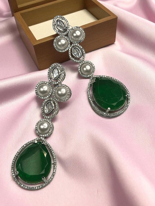 Emerald Venus Dangler Earrings