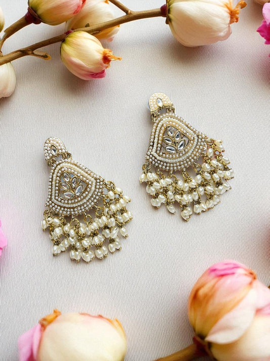Ivory Nishika Chandbali Earrings
