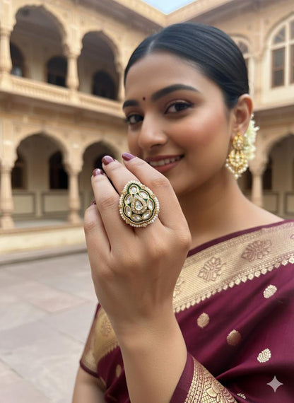 Emerald Pearl Nayani adjustable Ring